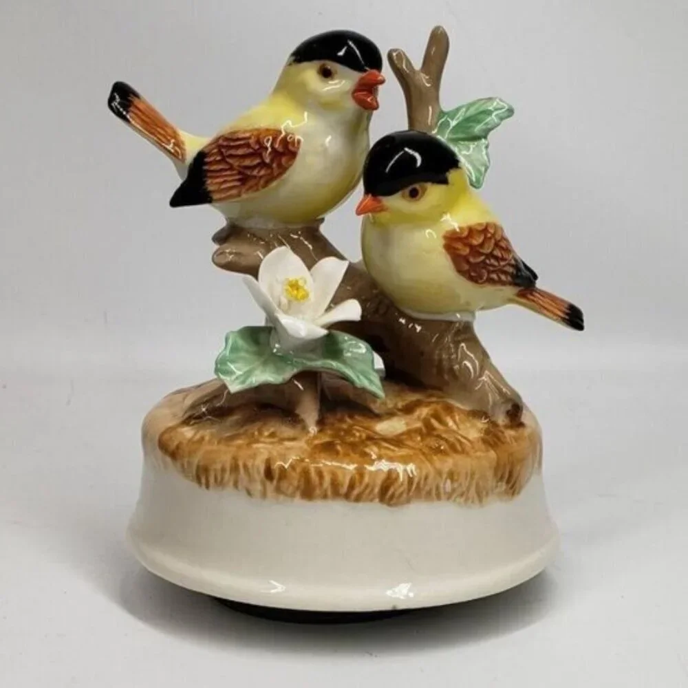 Vintage Birds on a Branch Musical Made in Japan Ornament Otagiri - Picture 4 of 13